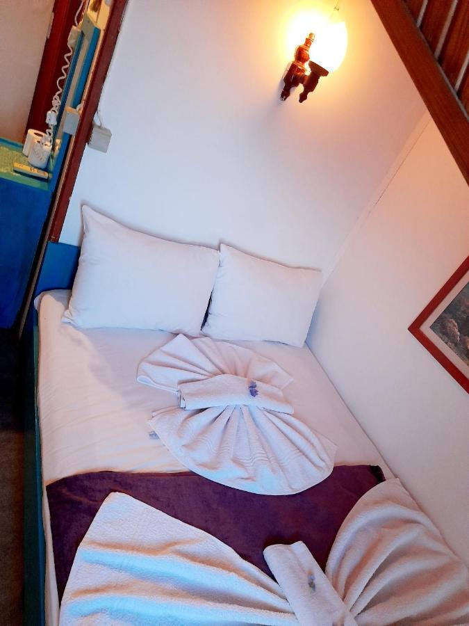 Antonios Motel Side Buitenkant foto