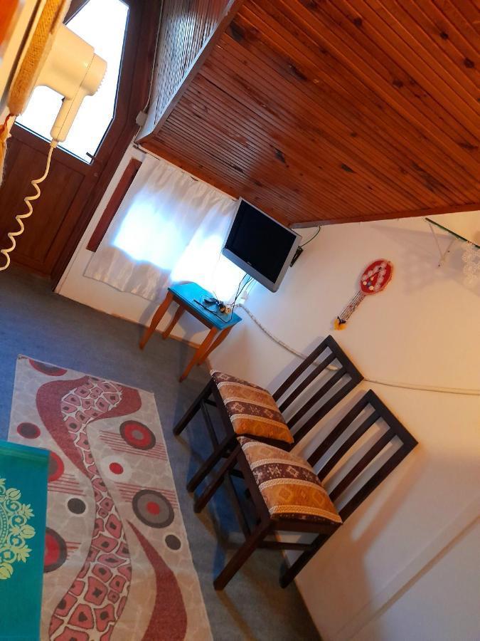 Antonios Motel Side Buitenkant foto