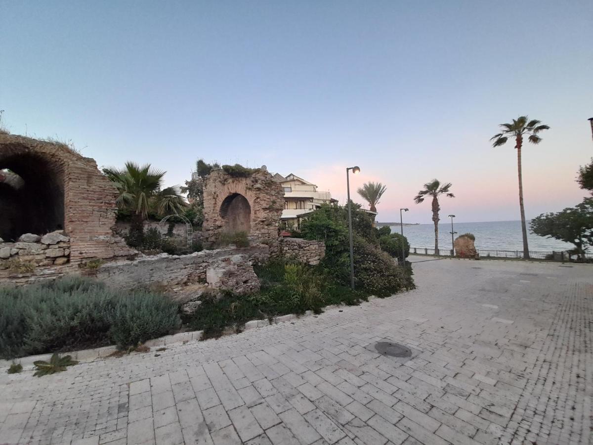 Antonios Motel Side Buitenkant foto