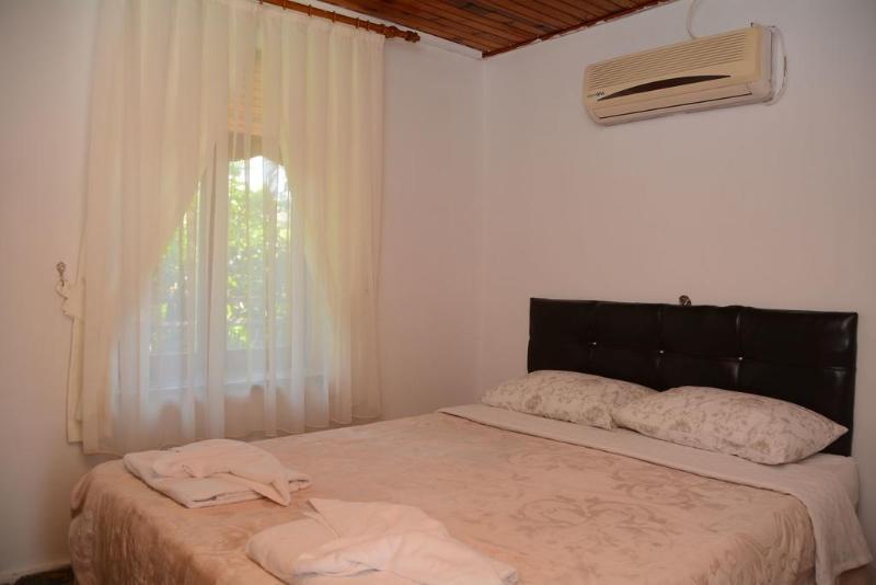 Antonios Motel Side Buitenkant foto